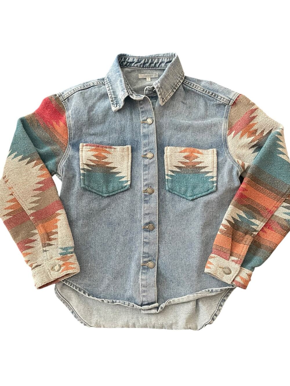 Veveret Western Boho Denim Jacket with Aztec Southwest Tapestry Details Sz Small